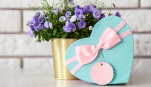 صفحه نخست 23 gift girl